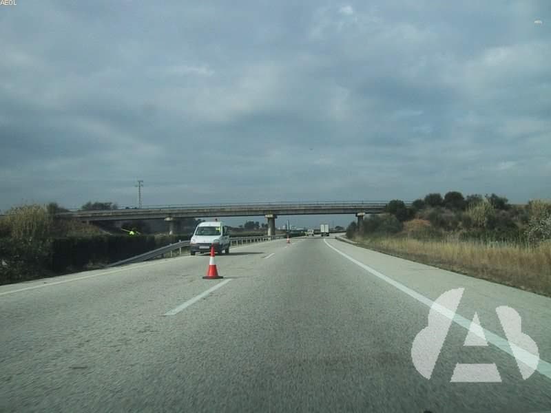 Durante el día, utilizará la luz de corto alcance o de cruce de su turismo…