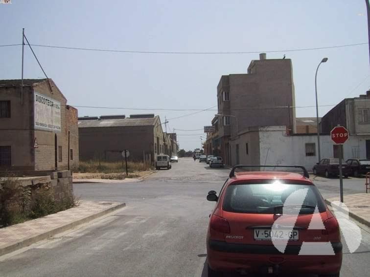 En este cruce, ¿qué se debe hacer?