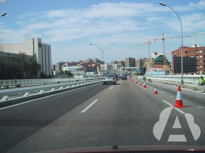 Los conos colocados en la calzada, ¿qué indican?