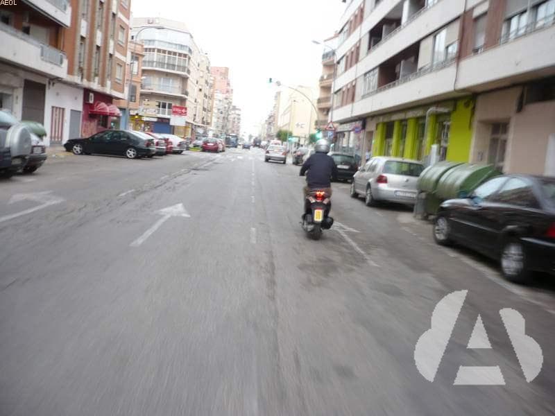 Los conductores de ciclomotores, ¿están obligados a llevar casco de protección…