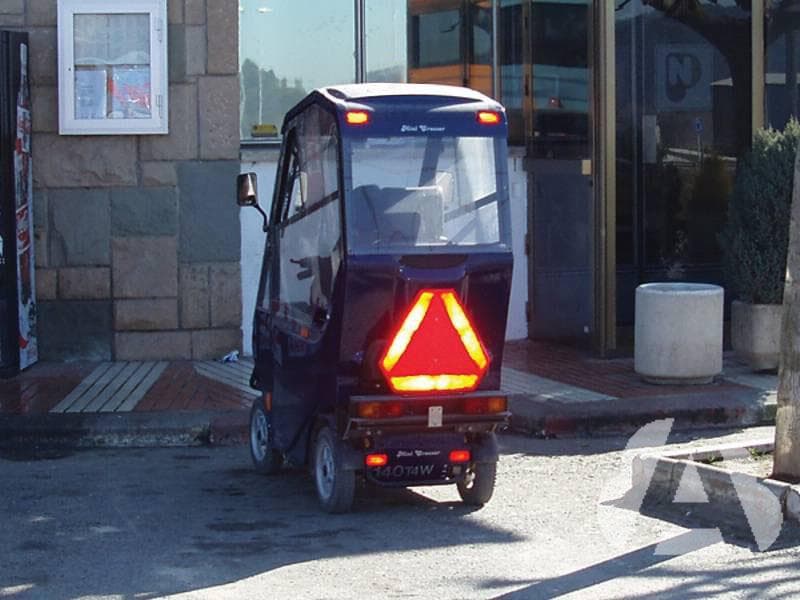 Los vehículos para personas con movilidad reducida, si no existe vía o parte de…