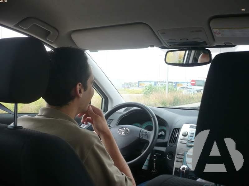 Un síntoma característico de la fatiga en el conductor es...