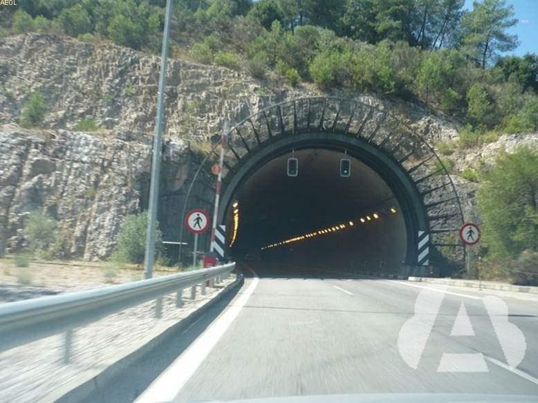 En caso de producirse un incendio en el interior de un túnel, ¿qué medidas de…