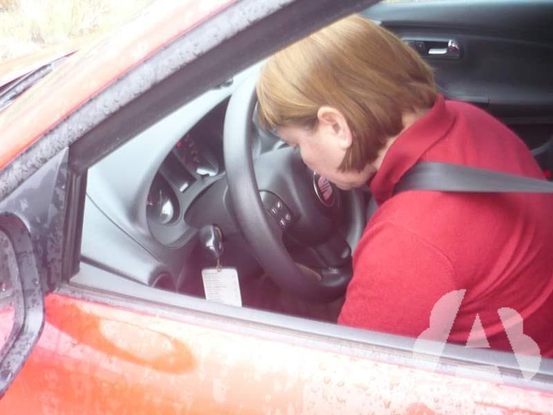 ¿Qué factores pueden provocar fatiga en un conductor?