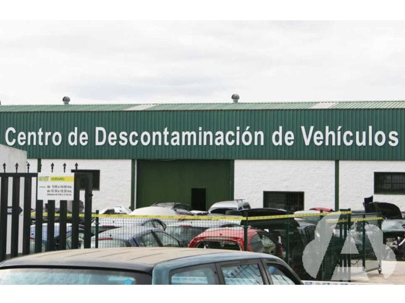 Al final de su vida útil, se da de baja definitiva un vehículo, ¿quién está…