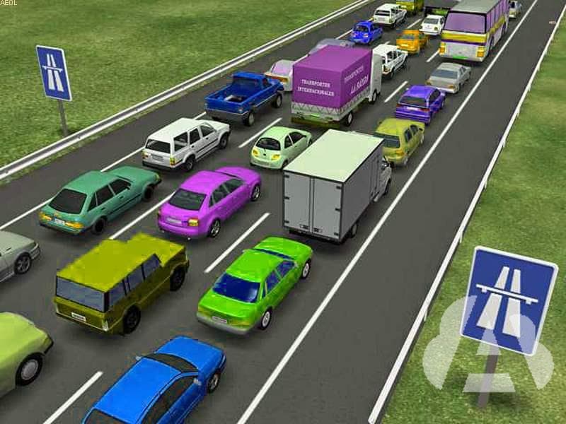 Esta autopista está saturada; a los vehículos del carril derecho, ¿les está…