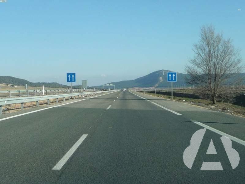 Si debido a una avería circula por una autopista a velocidad anormalmente…