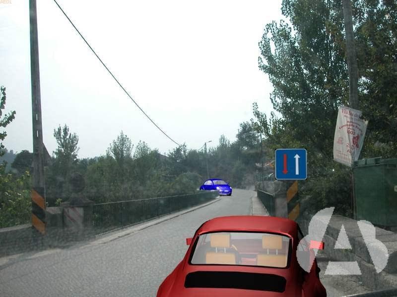 El conductor de un vehículo que se encuentra esta señal de frente, ¿tiene…