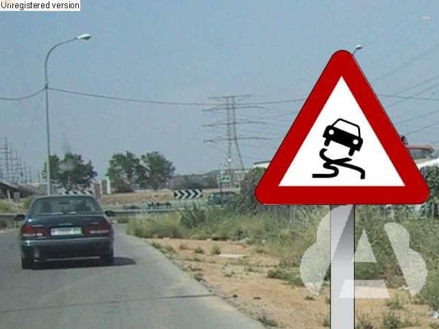 Para conducir con hielo en la calzada de una forma preventiva debe...