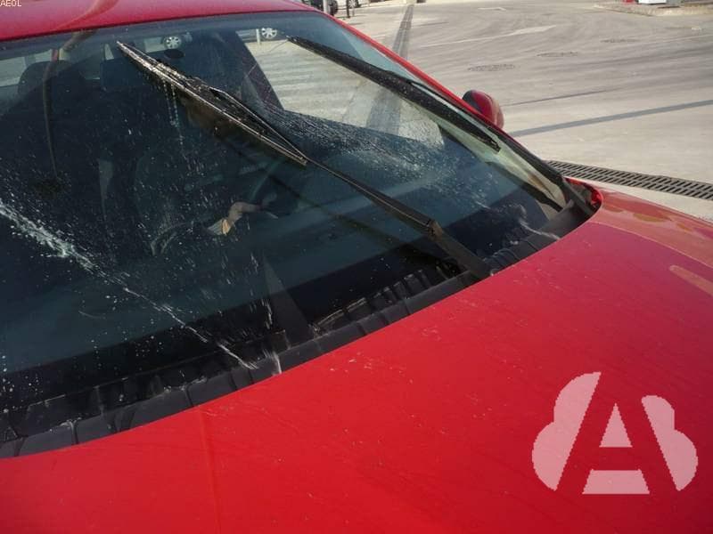 Los limpiaparabrisas deben mantenerse en buen estado para circular con…