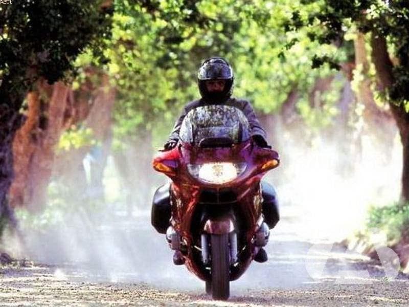 ¿Están obligados los conductores de motocicletas a llevar un chaleco…