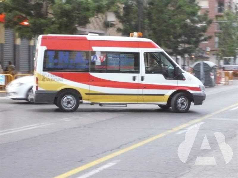 ¿Cómo se denomina a los costes por primeros auxilios, atención y tratamiento a…