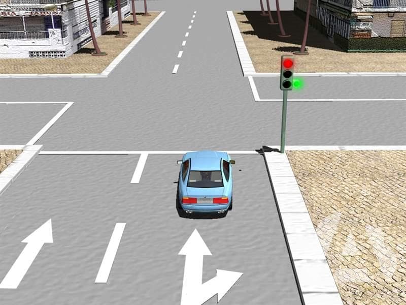 En esta situación, ¿le está permitido al turismo continuar de frente?